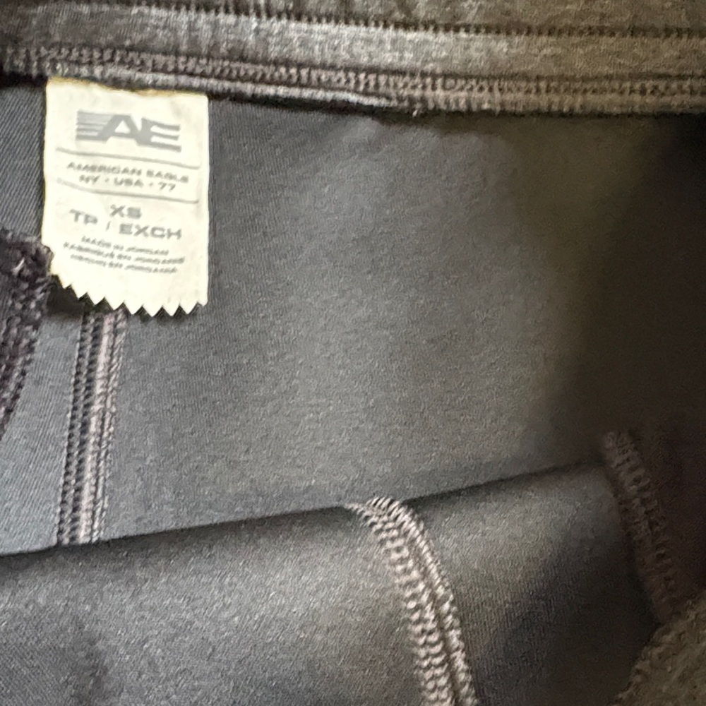 American Eagle Outfitters Dark Gray Joggers - Picture 4 of 6